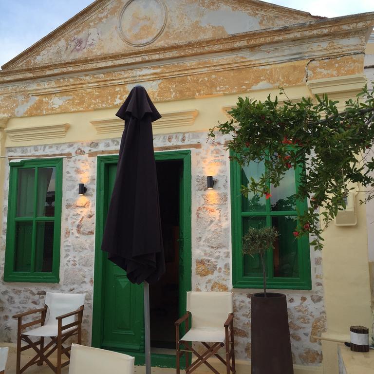 Hypate, Traditional Island Cottage Chalki Town ภายนอก รูปภาพ