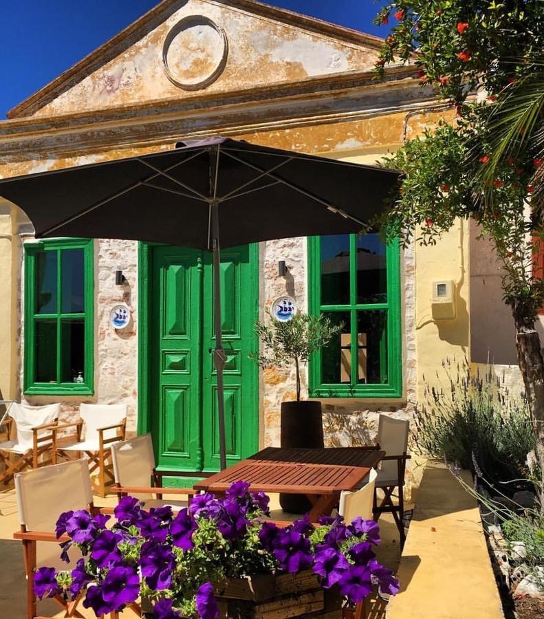 Hypate, Traditional Island Cottage Chalki Town ภายนอก รูปภาพ